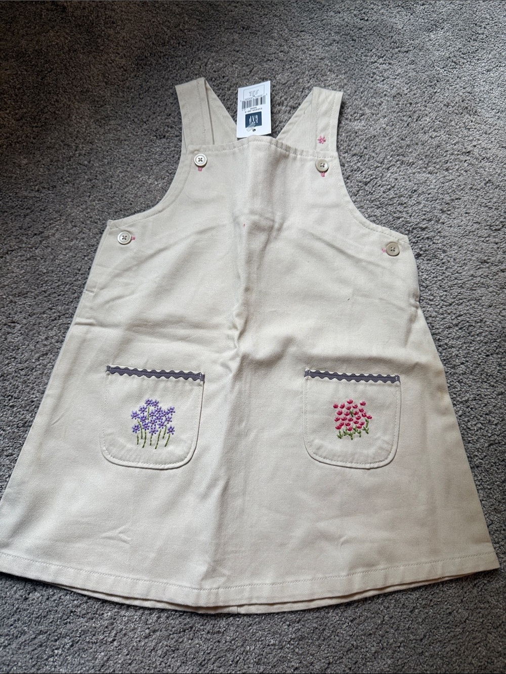 GAP Vintage 2001 Cream Pinafore Dress with Purple and Pink Pocket Flowers